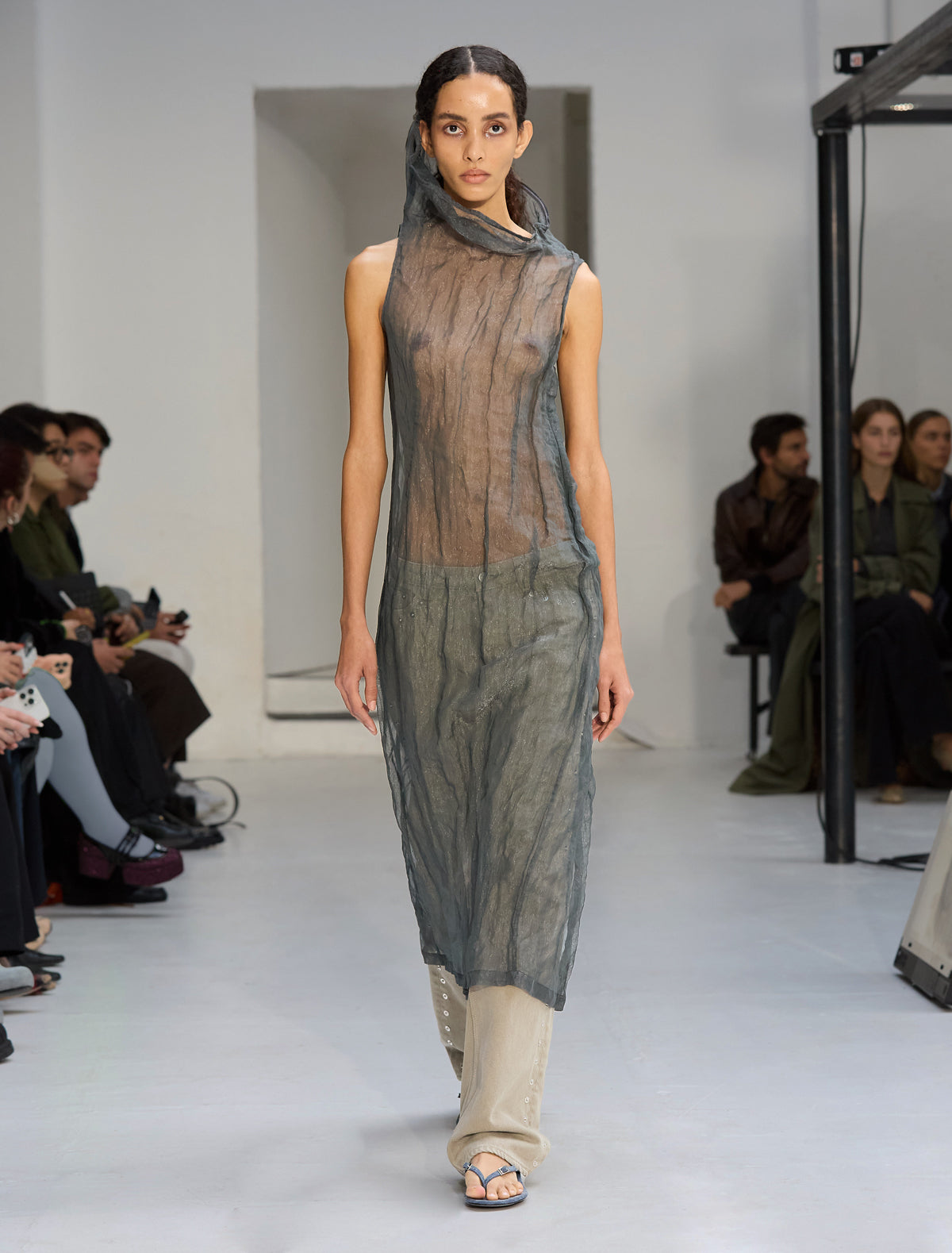 no 2389 / Junn